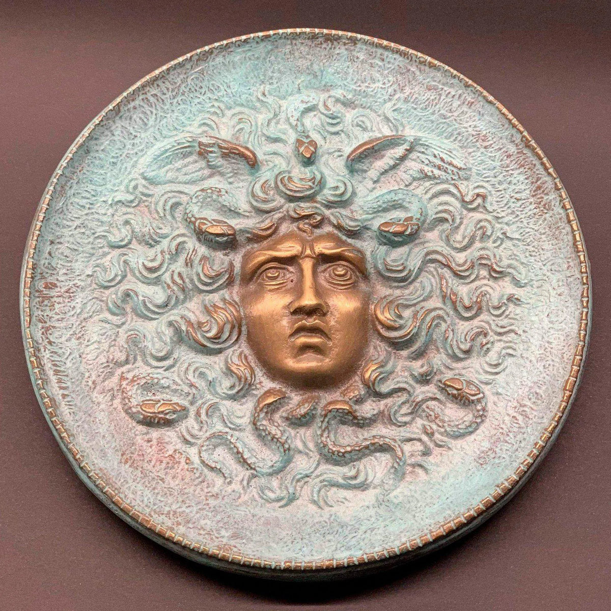 Medusa - Piatto in Bronzo 17,5 cm