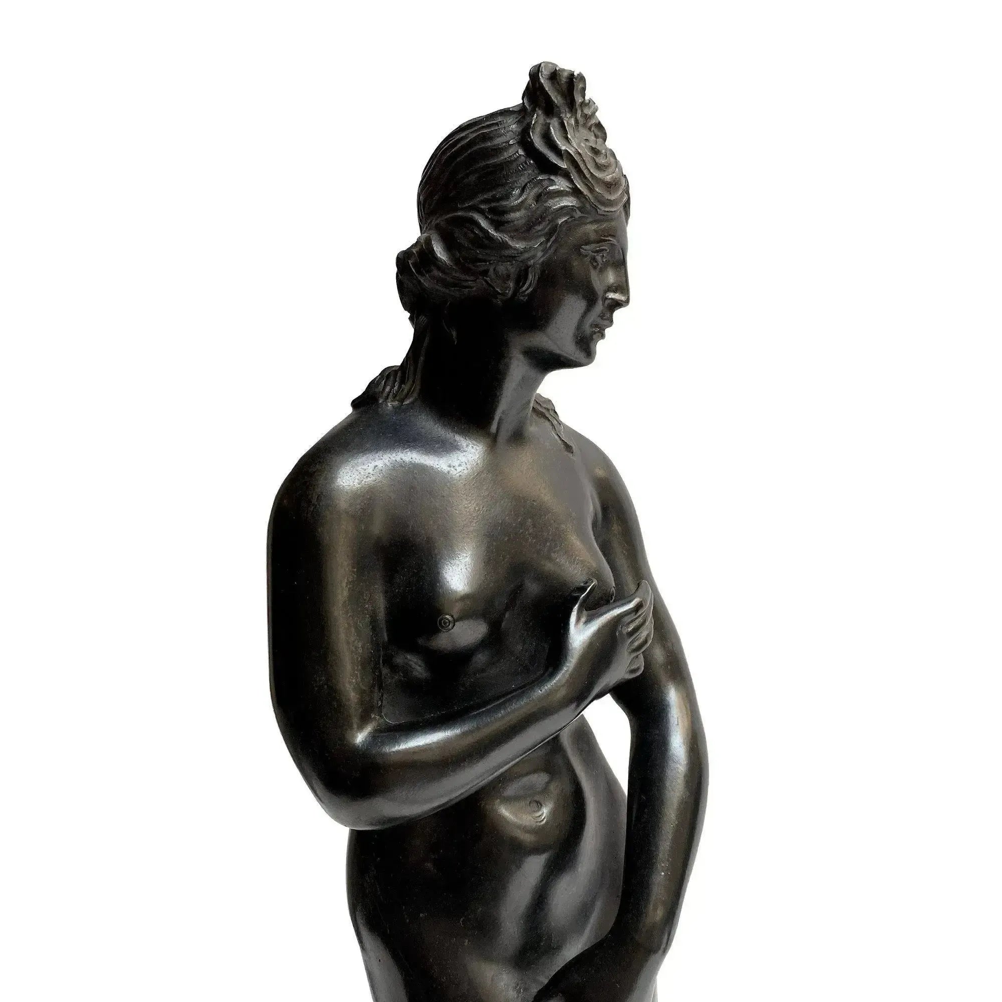 Détail de la reproduction en bronze de l'Aphrodite de Médicis