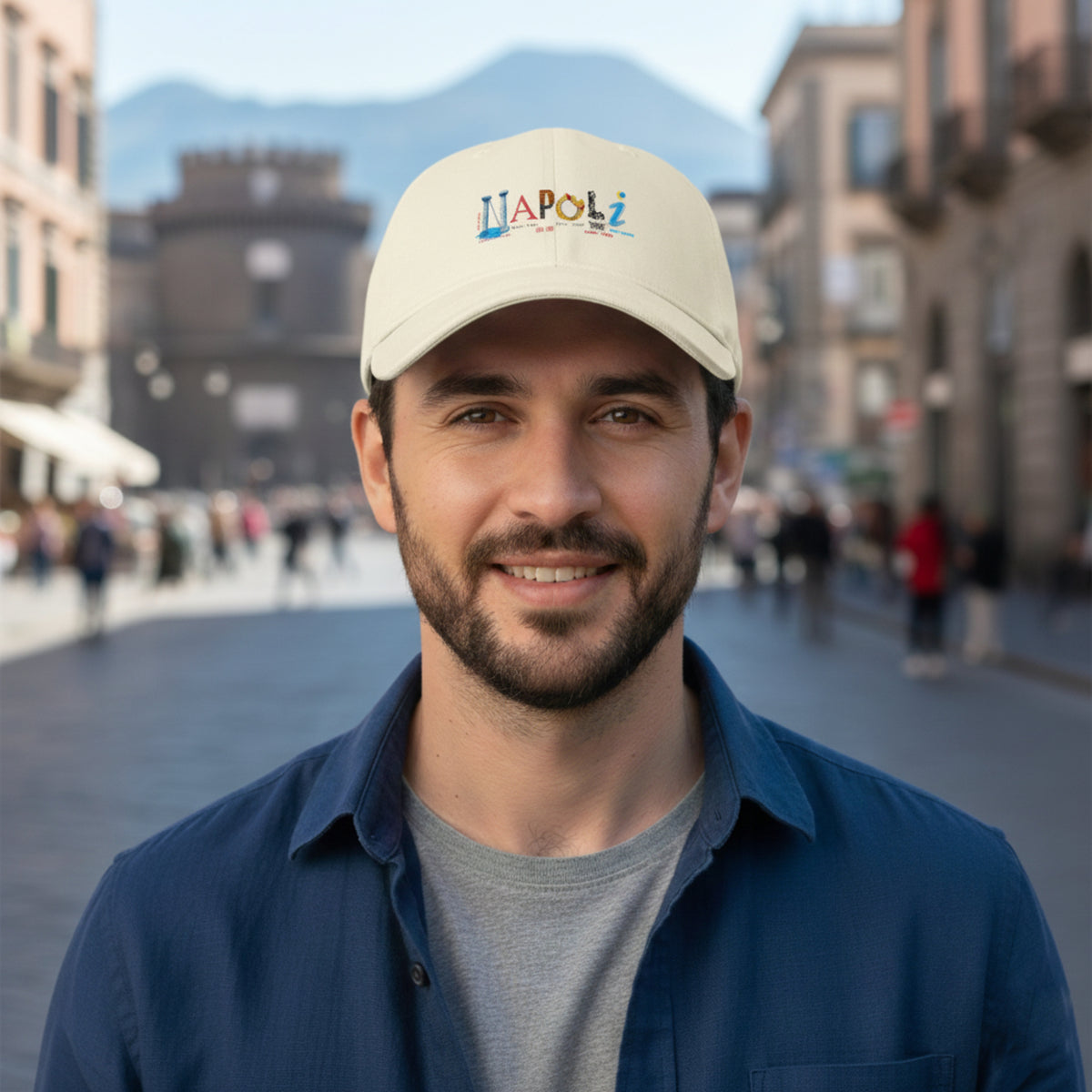 Sombrero inspirado en la historia de Nápoles