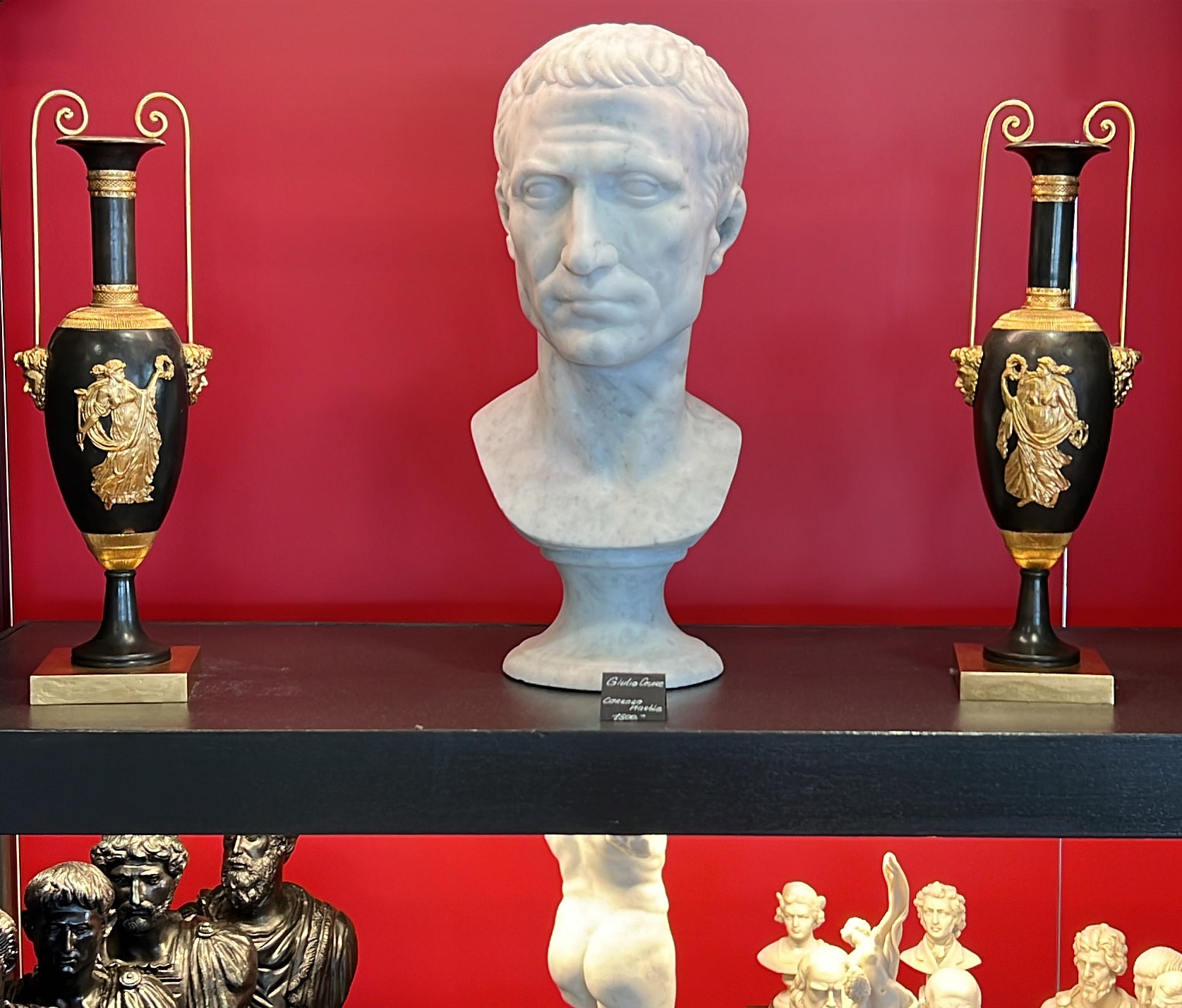 New - Giulio Cesare - Bust Sculpted in marble 47 cm