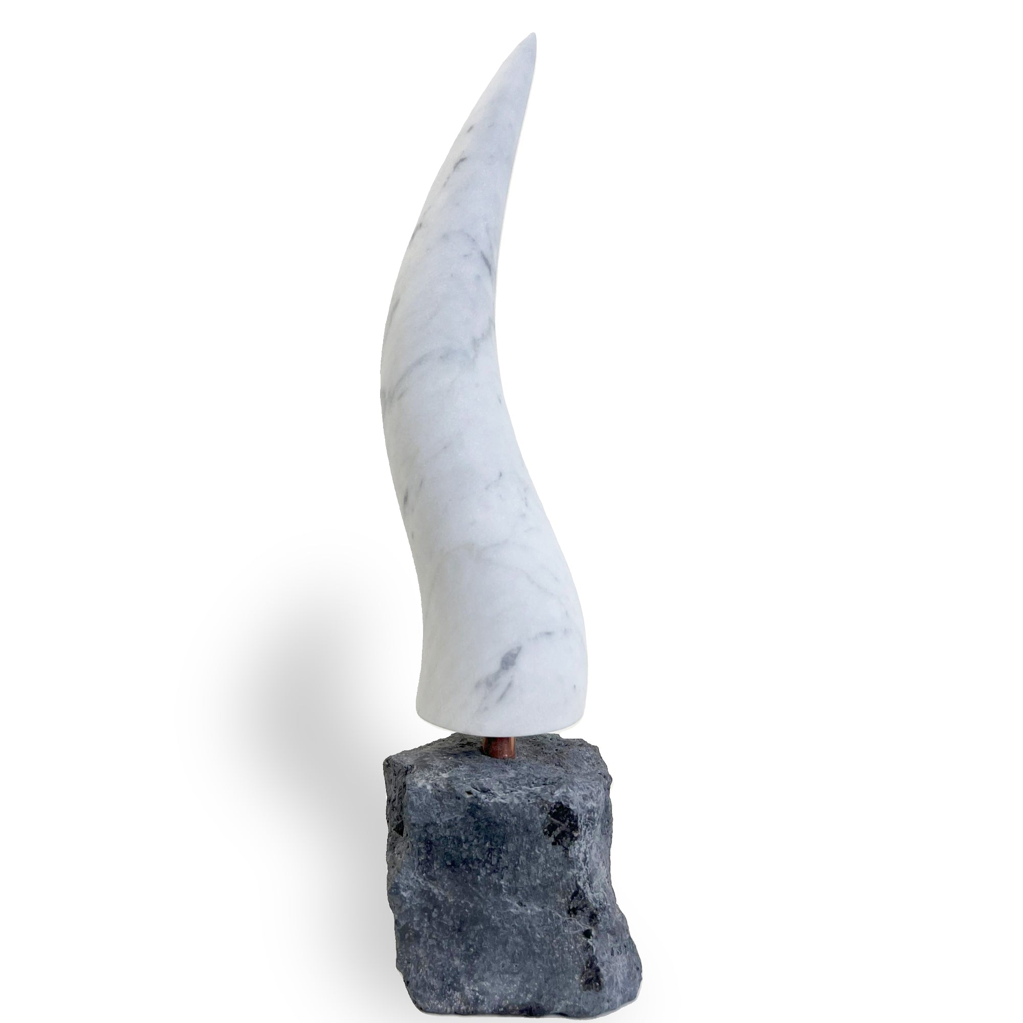 Corno Portafortuna Napoletano in Marmo di Carrara 40 cm con Base in Pietra Lavica, Tufo o Marmo – Amuleto di Design Made in Italy