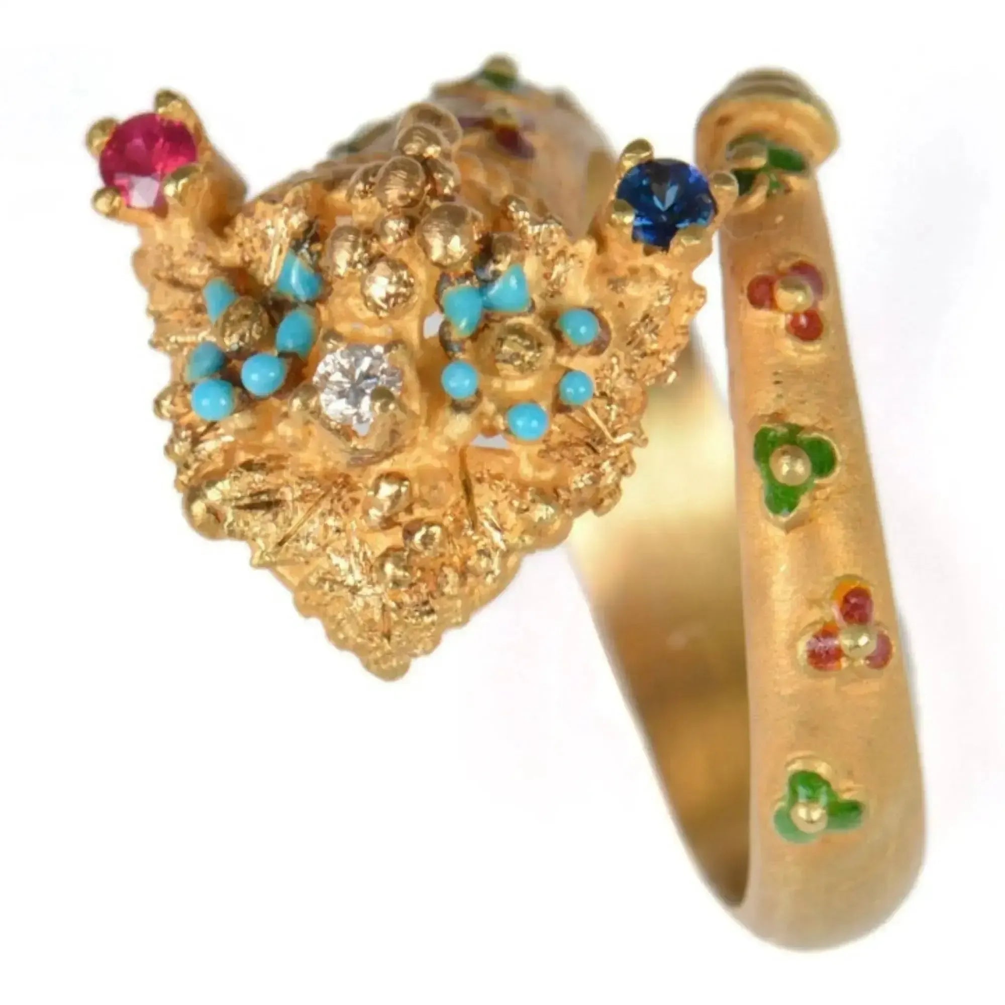 Füllhornring mit Edelsteinen
