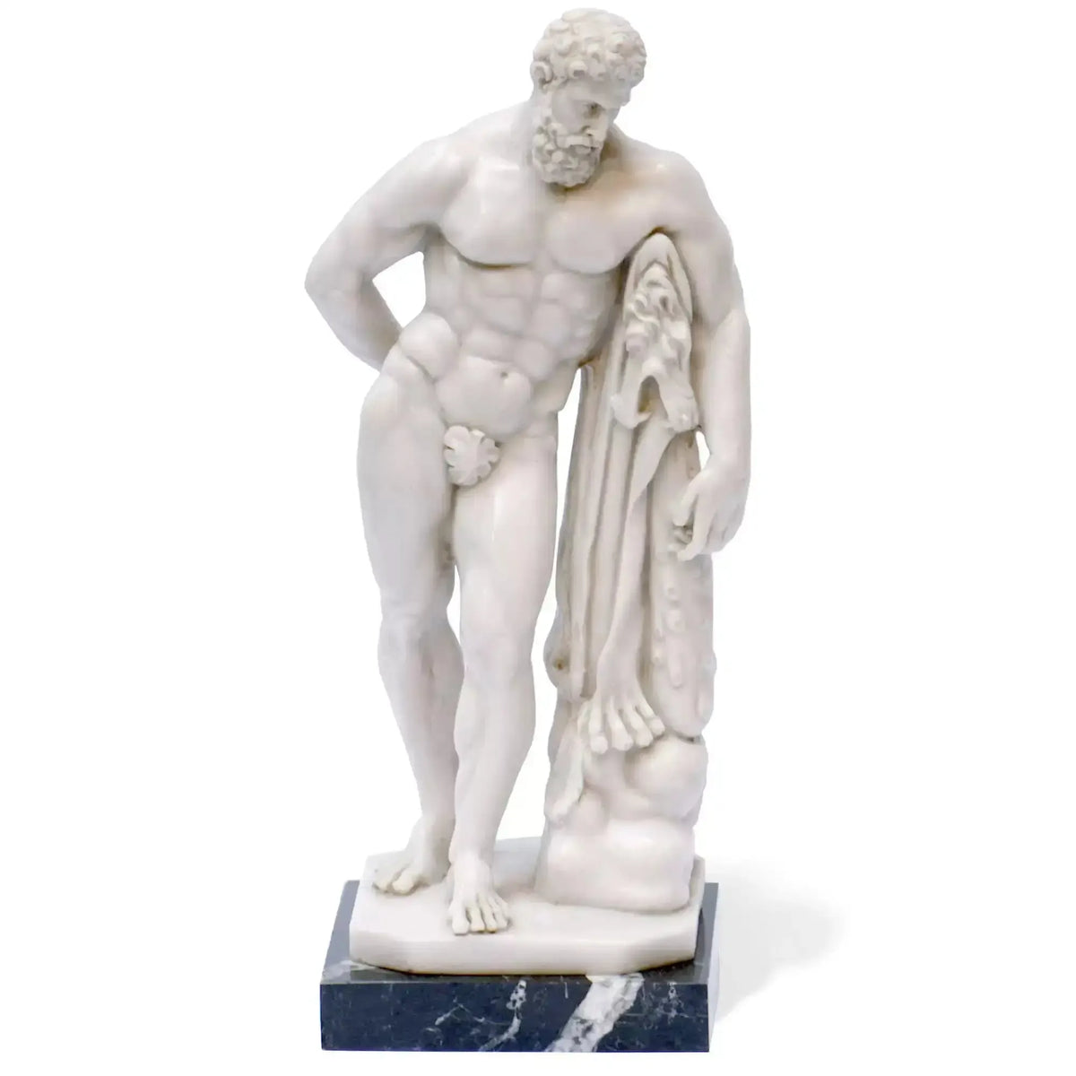 Detail of the sculpture of Ercole Farnese