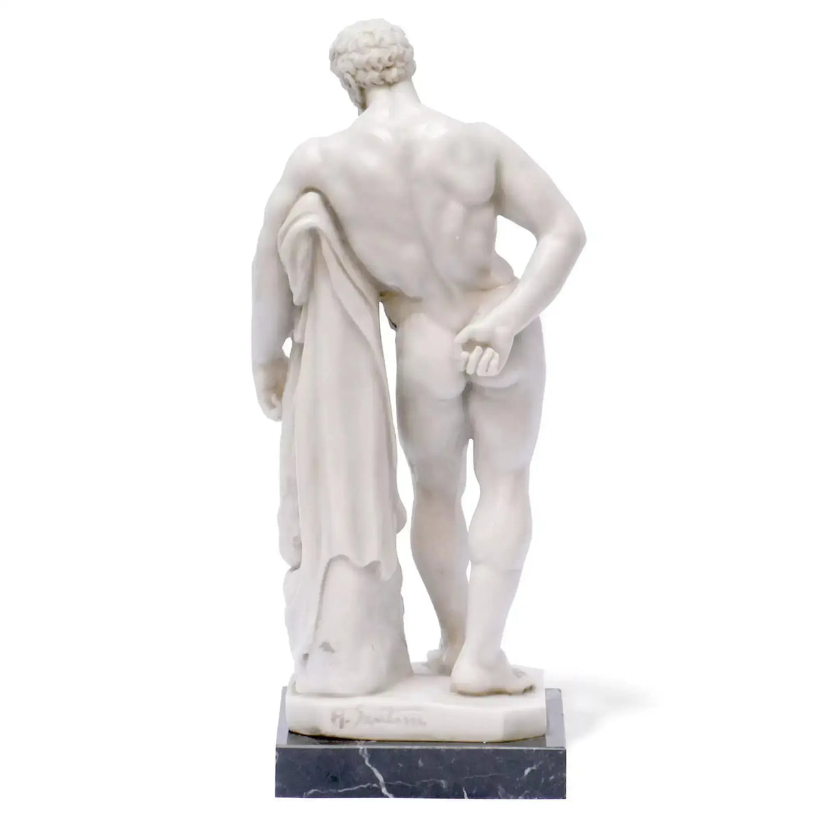 Reproducción de la famosa escultura de Ercole Farnese en mármol.