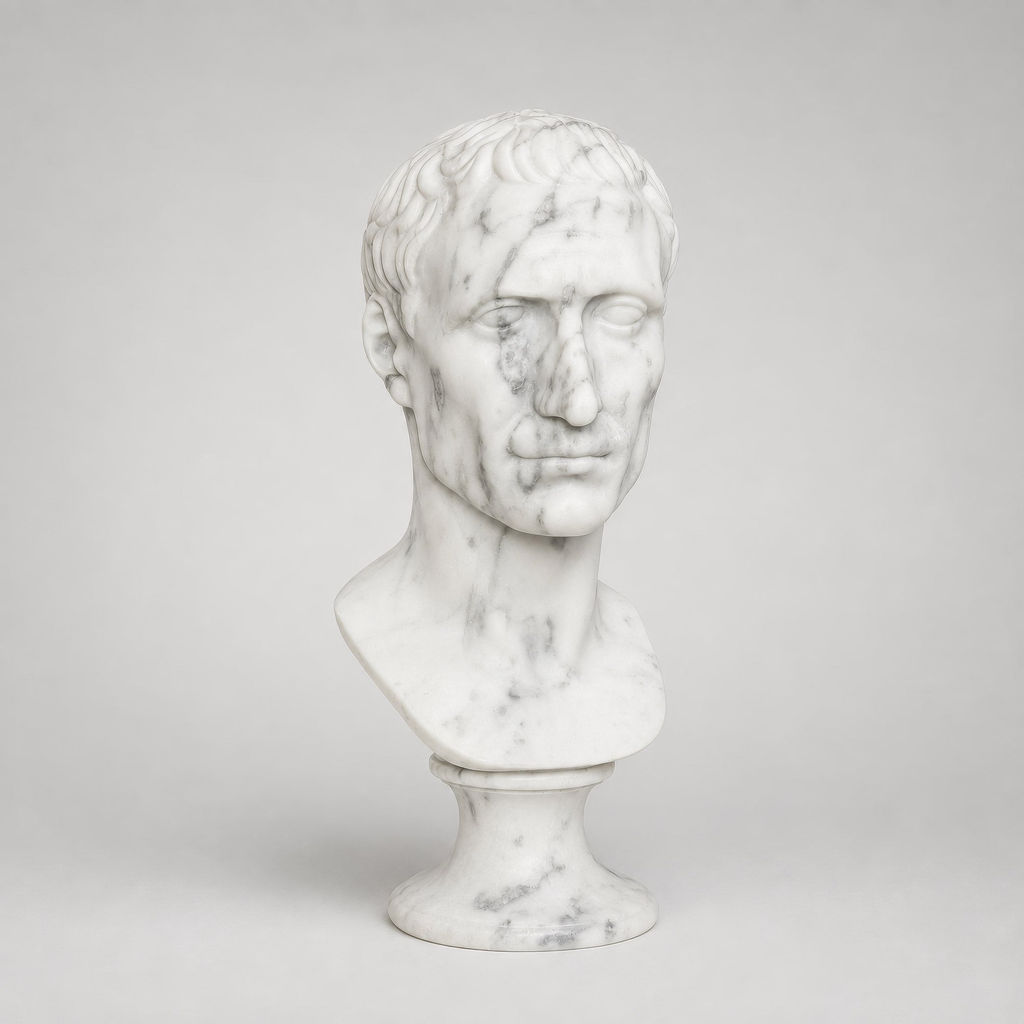 Giulio Cesare - Testa Scolpita in marmo di Carrara 30 cm