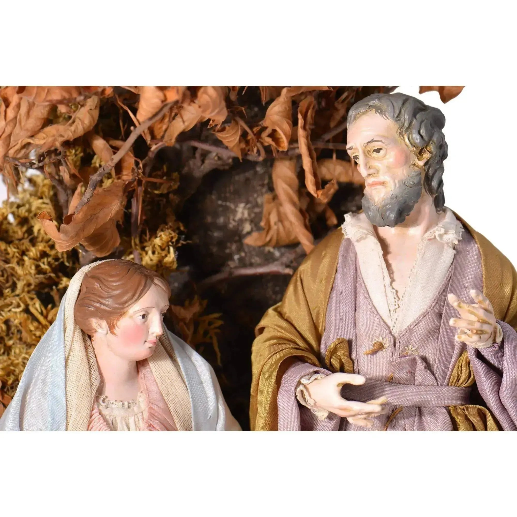 Crèche napolitaine dans une burette en verre