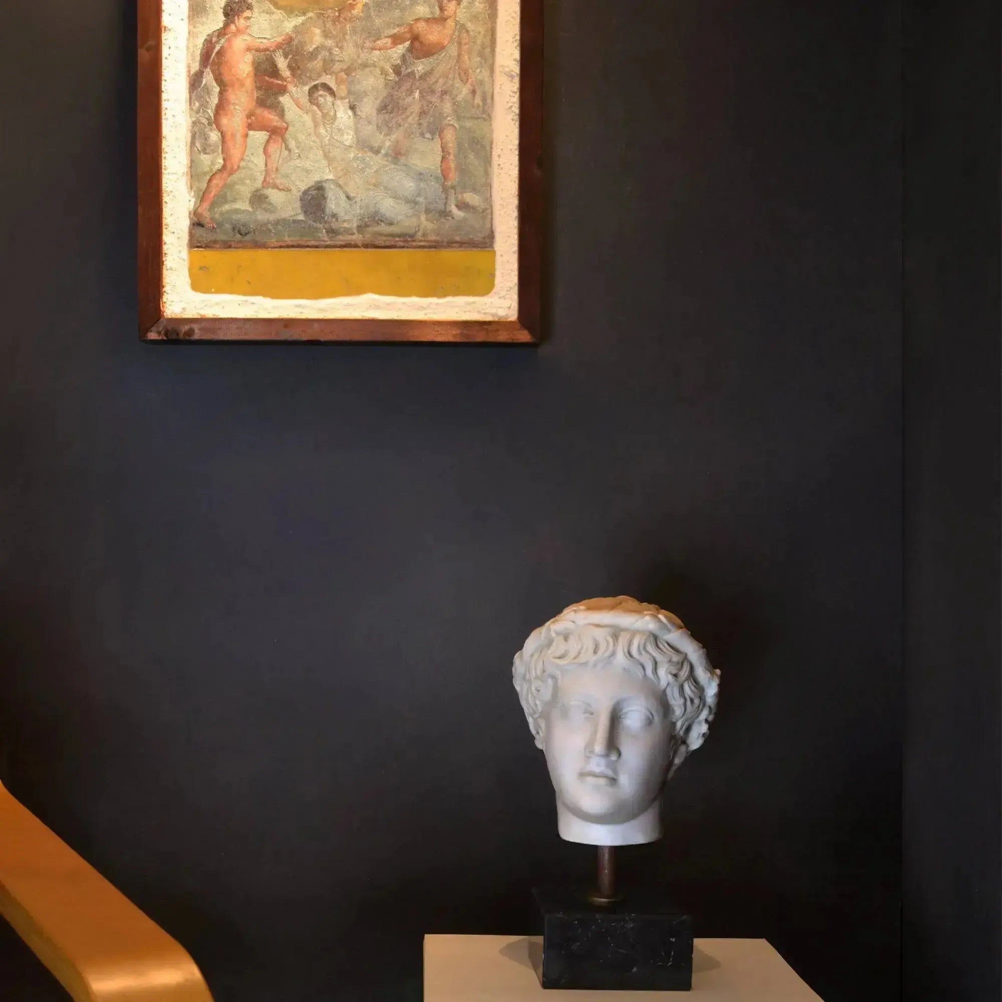 Statue des jungen Gottes Bacchus, Satz
