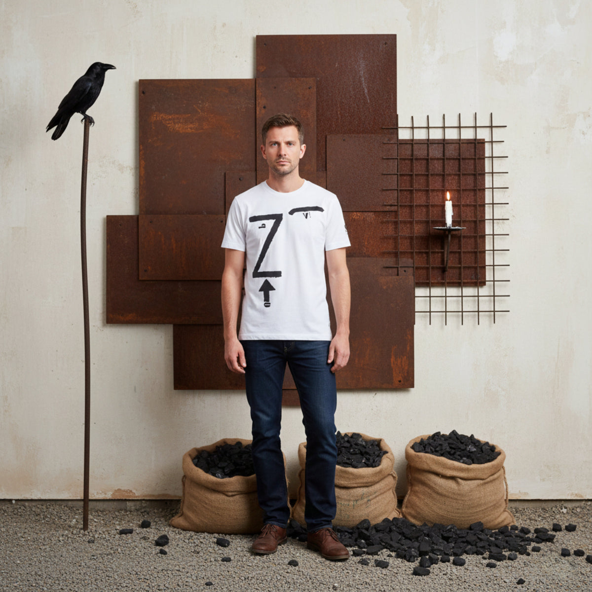 Camiseta Kounellis – Gráfica Minimalista, Estilo Arte Povera