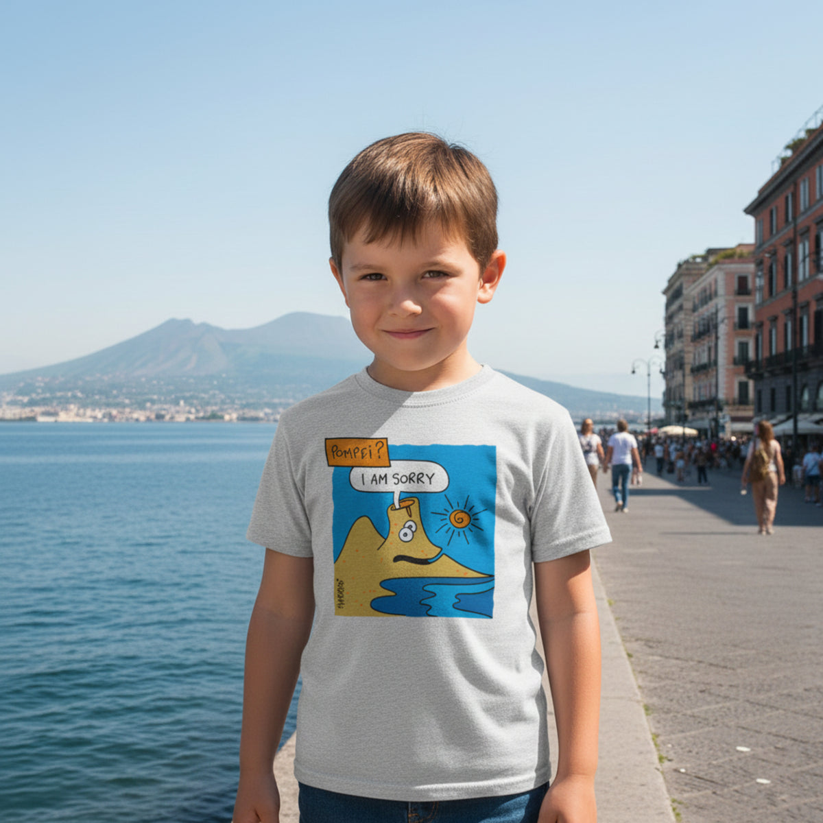T-shirt enfant gris avec impression « I Am Sorry » de Marassi inspirée de Pompéi et du Vésuve.