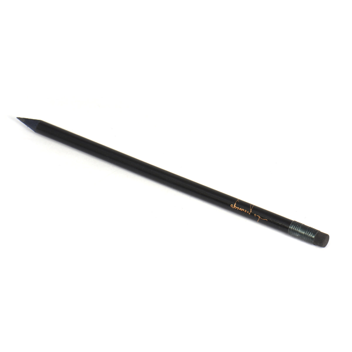 Crayon noir avec gomme et signature de Léonard de Vinci