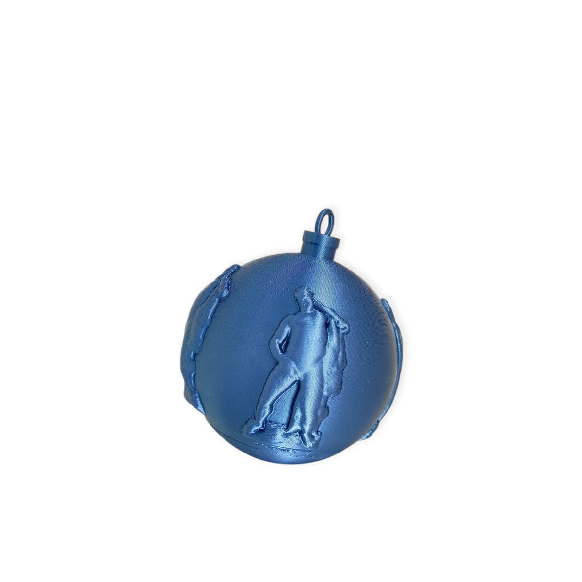 Pallina di Natale blu con Ercole Ebbro in rilievo, su fondo bianco