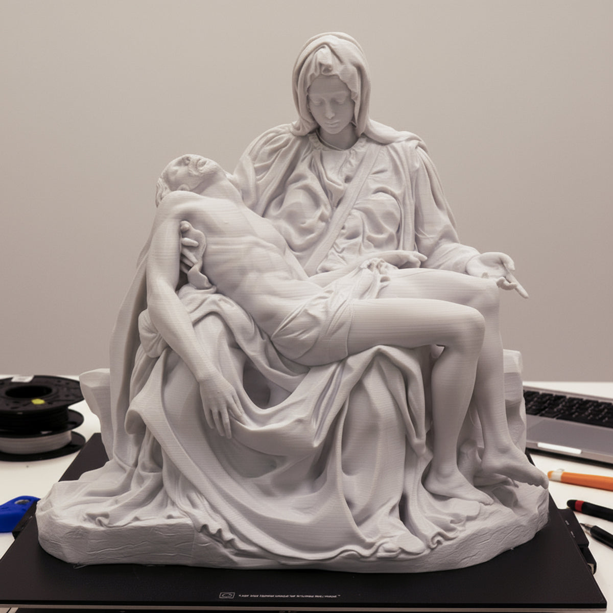 🗿 Pietà de Michel-Ange – Reproduction 3D (20 cm)