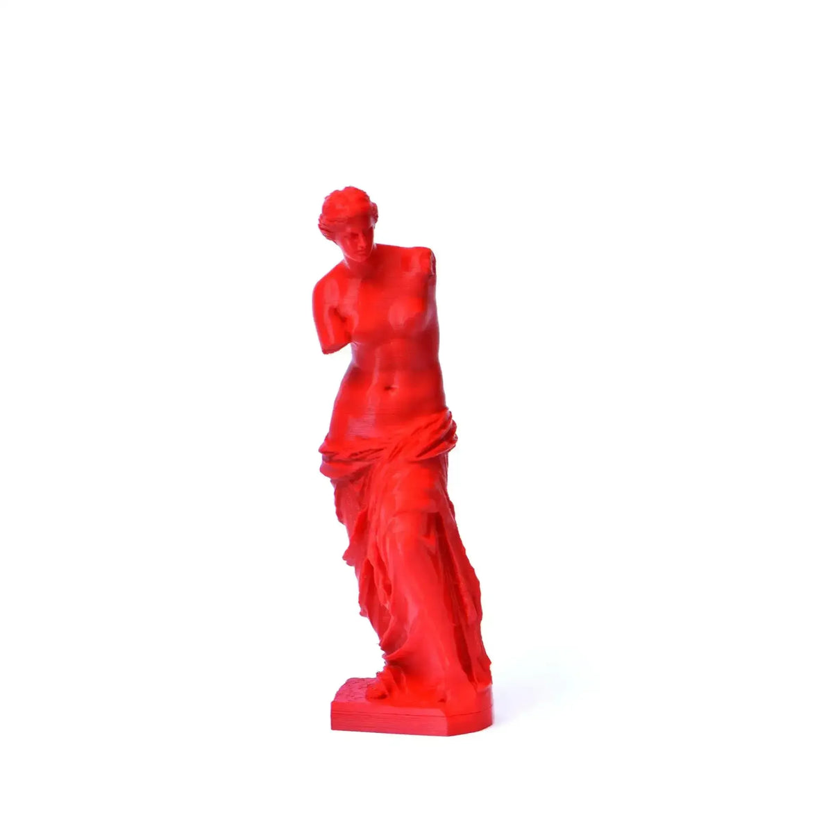 Venere di Milo in PLA rosso, vista frontalmente con ampio margine bianco.
