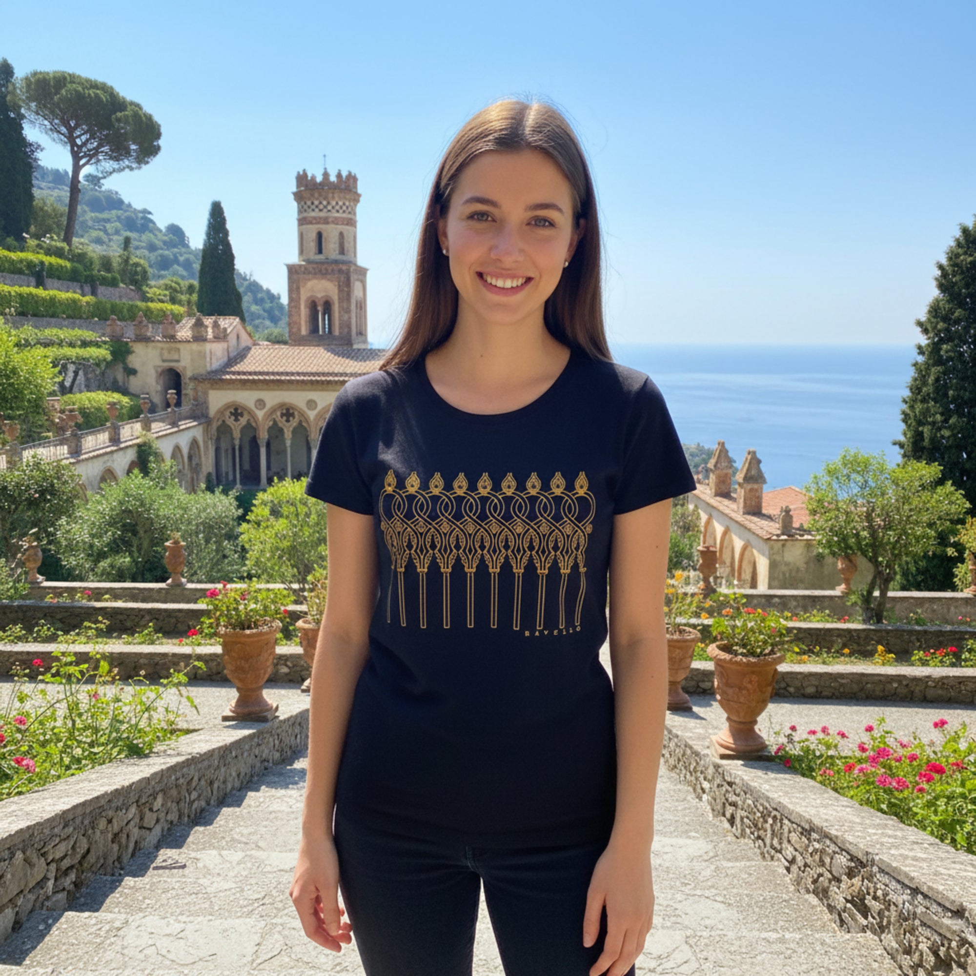 T-shirt donna in cotone ispirata a Villa Rufolo, simbolo di eleganza e arte italiana.